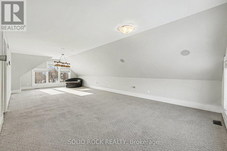 29234459/130-ironstone-court/remainder-of-stittsville-area/ottawa/ontario/K2S0L4_25