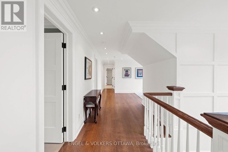 29571244/6029-rideau-valley-drive-n/manotick-south-to-roger-stevens/ottawa/ontario/K4M1B3_25