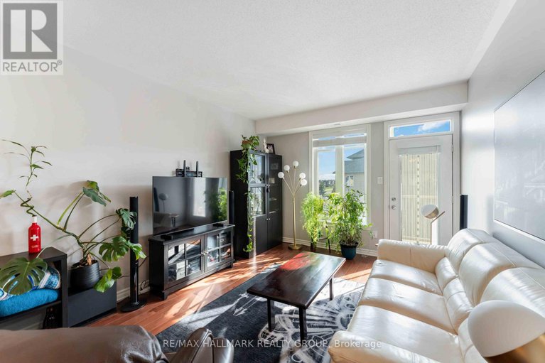28317534/f-3789-canyon-walk-drive/riverside-southgloucester-glen/ottawa/ontario/K1V2M4_6