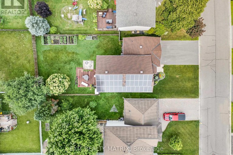 28592355/16-la-citadelle-street/embrun/russell/ontario/K0A1W0_33