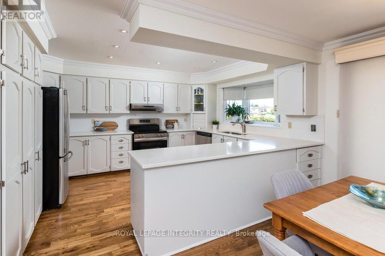 28854200/17-arbuckle-crescent/manordale/ottawa/ontario/K2G5H1_10