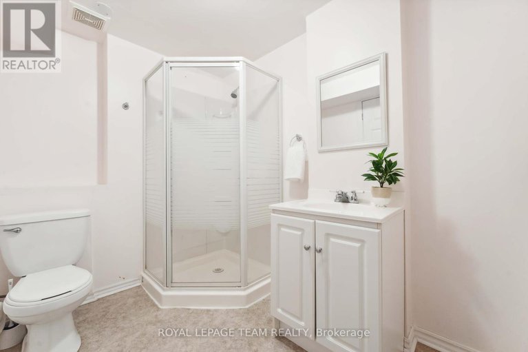 28392923/39-vermont-avenue/barrhaven-east/ottawa/ontario/K2G6M2_46