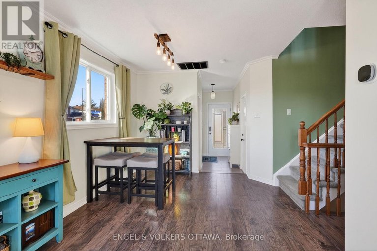 29596735/1499-corsham-avenue/fallingbrookpineridge/ottawa/ontario/K4A3M6_11