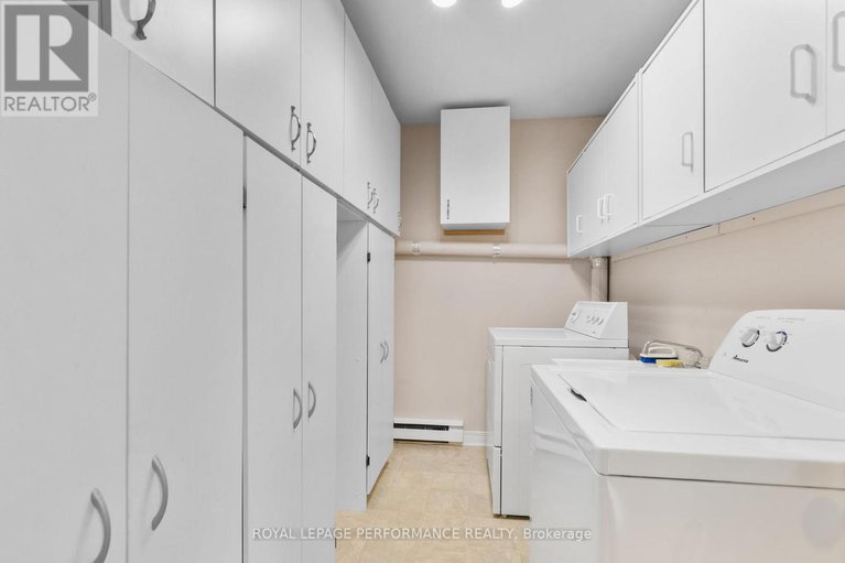 28945911/5-revol-road/merivale-gardens/ottawa/ontario/K2G0B8_32