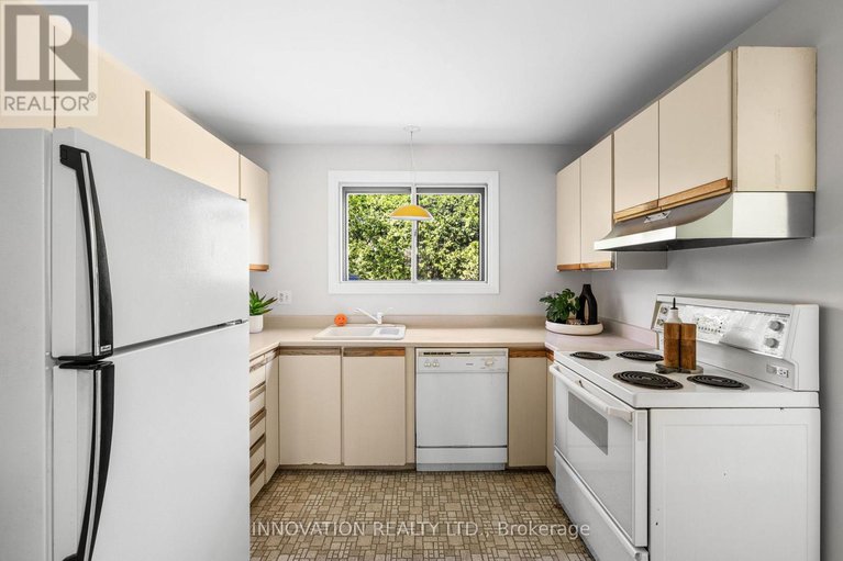 28793840/1867-dorset-drive/playfair-park/ottawa/ontario/K1H5T9_11