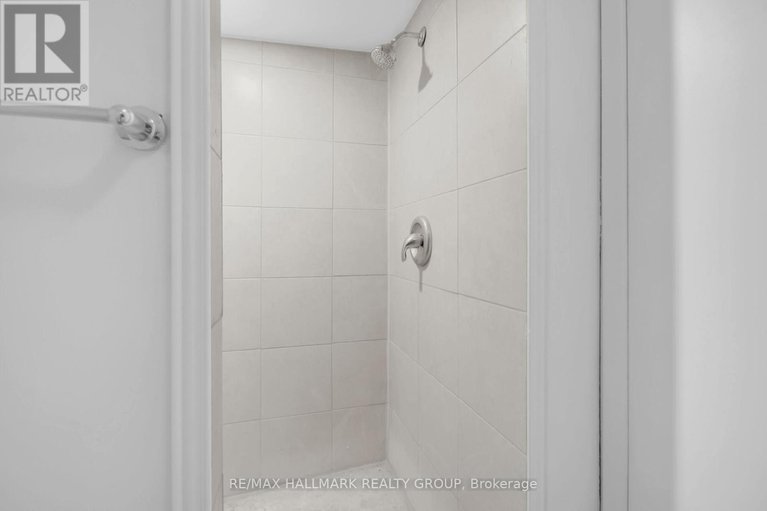28419081/1-1821-walkley-road/urbandale-acres/ottawa/ontario/K1H6X9_47