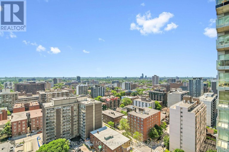 28549705/1905-40-nepean-street/ottawa-centre/ottawa/ontario/K2P0X5_27