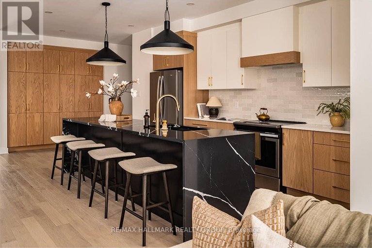 28993005/616-persimmon-way/orleans-village/ottawa/ontario/K1C1T1_5