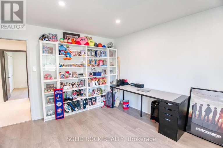 28874945/13-weatherwood-crescent/pineglencountry-place/ottawa/ontario/K2E7C5_21