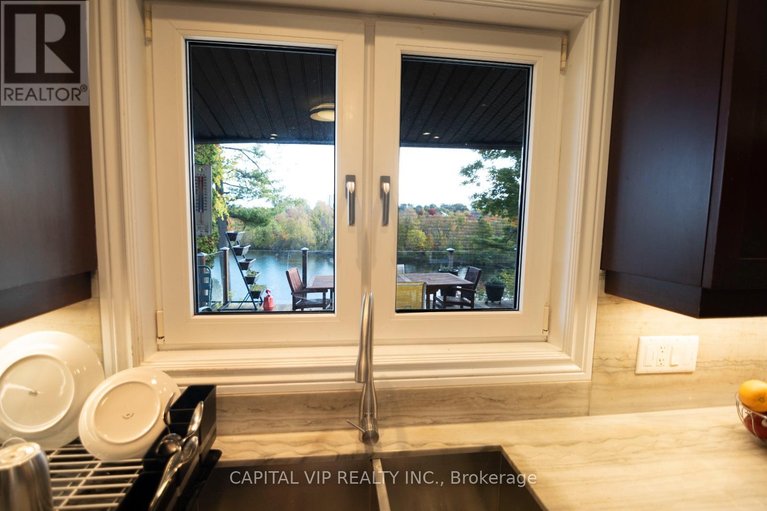 29690220/4-wellsmere-court-e/rideau-heightsrideau-river/ottawa/ontario/K2E8C2_14