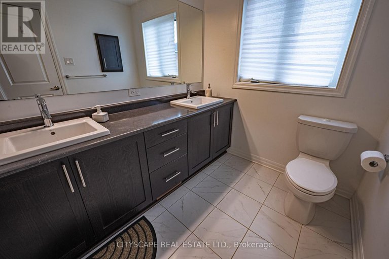 28681279/174-joshua-street/mer-bleuebradley-estatesanderson-park/ottawa/ontario/K1W0A3_39