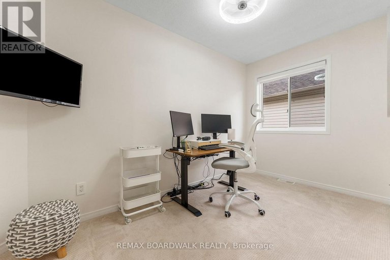 29250335/34-catterick-crescent/morgans-grantsouth-march/ottawa/ontario/K2K3M5_29