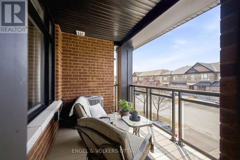 29594834/122-nutting-crescent/riverside-southgloucester-glen/ottawa/ontario/K4M0C3_32