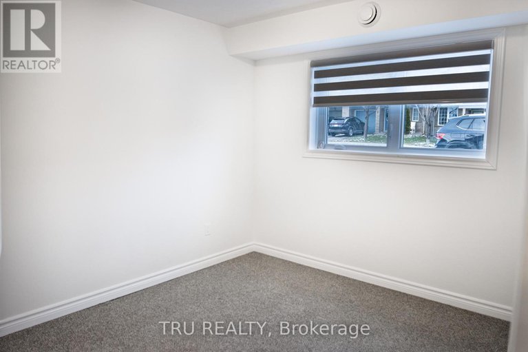 28405636/2-58-barnstone-drive/barrhaven-east/ottawa/ontario/K2G4R6_8