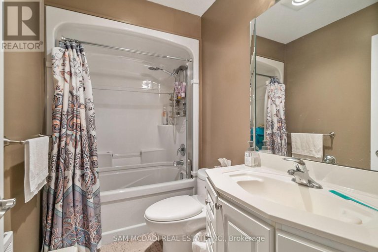 28973878/2705-laurier-street/town-of-rockland/clarence-rockland/ontario/K4K1A3_29