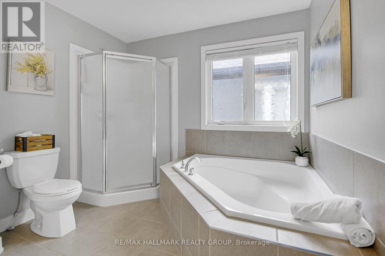 28577155/648-robert-street/town-of-rockland/clarence-rockland/ontario/K4K1E8_35