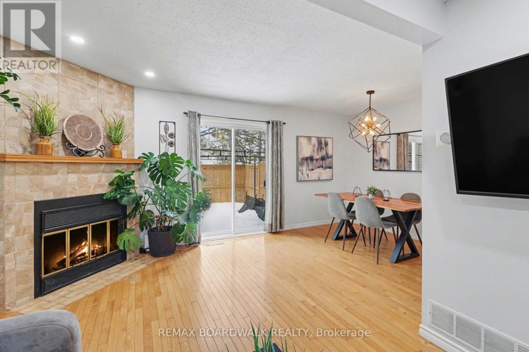 29433243/3-443-canotia-place/fallingbrookpineridge/ottawa/ontario/K4A2K1_7