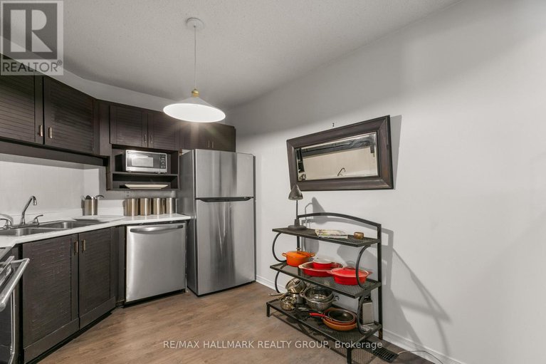 29414976/a-176-sherway-drive/pheasant-run/ottawa/ontario/K2J1W7_10