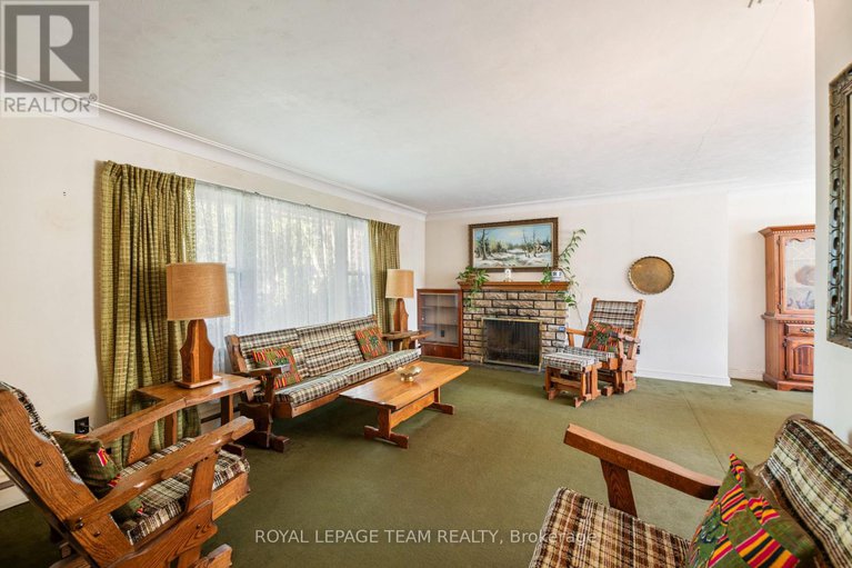 28567961/873-dunlevie-avenue/mckellar-heightsglabar-park/ottawa/ontario/K2A2Z3_4