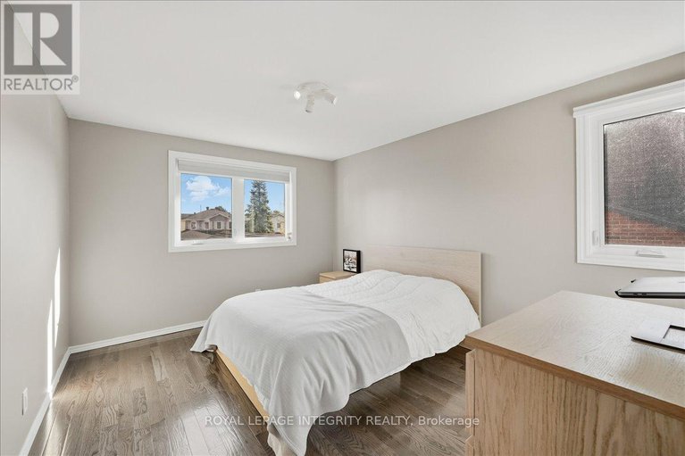 28978669/1406-bouton-dor-way/bilberry-creekqueenswood-heights/ottawa/ontario/K1E3L3_27