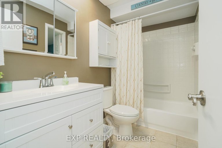 28798911/66-malvern-drive/pheasant-run/ottawa/ontario/K2J1M1_21