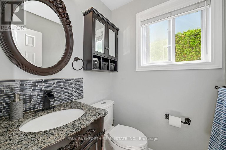 28384020/76-chickasaw-crescent/bridlewood/ottawa/ontario/K2M1M7_15