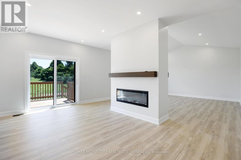 28632325/27-tinswood-road/horton-twp/horton/ontario/K7V3Z8_15