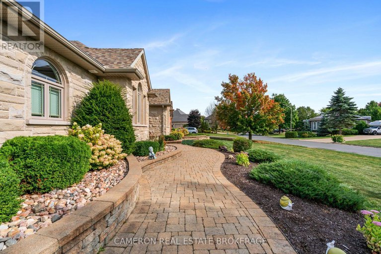 28971630/18105-farlinger-drive/south-glengarry-charlottenburgh-twp/south-glengarry/ontario/K6H5R5_3