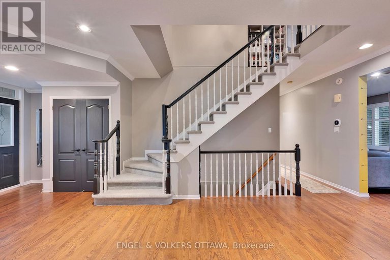 28759650/5-wynridge-place/emerald-meadowstrailwest/ottawa/ontario/K2M2S9_21