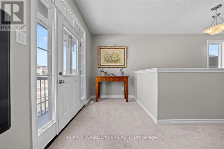 29434197/130-pinelock-street/emerald-meadowstrailwest/ottawa/ontario/K2M0L5_25