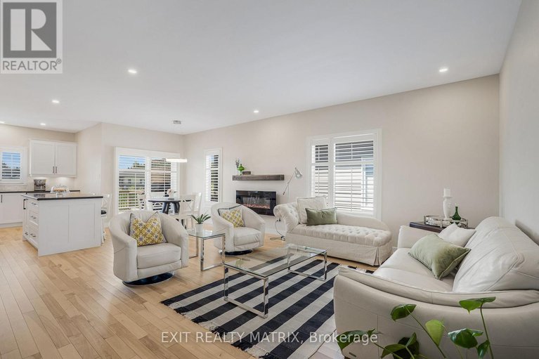 28647082/9-sarah-street/casselman/casselman/ontario/K0A1M0_4
