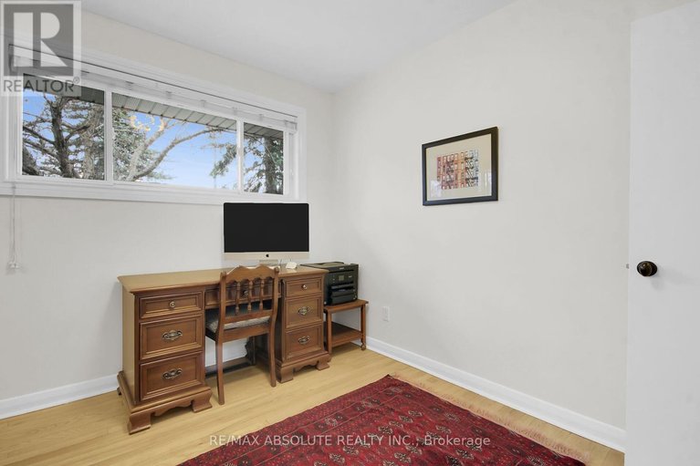 29679102/731-dovercourt-avenue/mckellarhighland/ottawa/ontario/K2A0W9_18