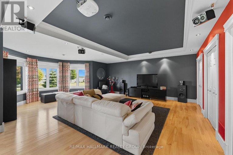 28953409/3285-front-road-s/east-hawkesbury-twp/east-hawkesbury/ontario/K6A2R2_48