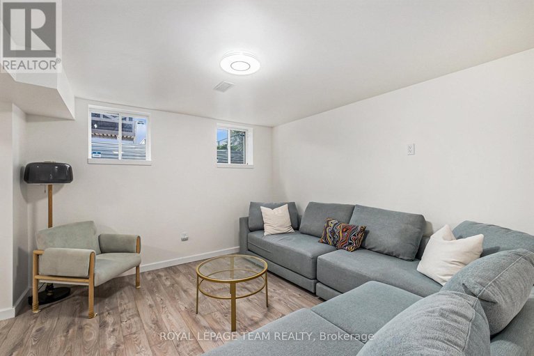 28629437/622-malahat-way/emerald-meadowstrailwest/ottawa/ontario/K2S1E7_26