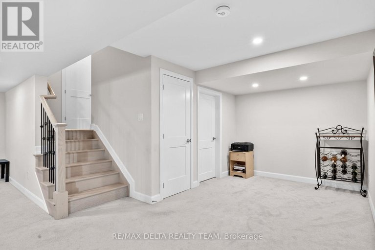 28323311/820-mercier-crescent/orleans-village/ottawa/ontario/K1W0N6_34