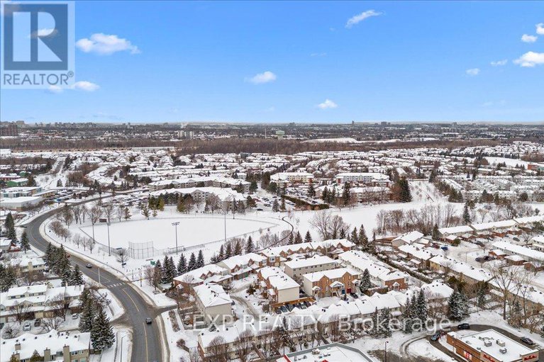 29354269/44-coralbell-private/hunt-club-parkgreenboro/ottawa/ontario/K1T3Z9_42