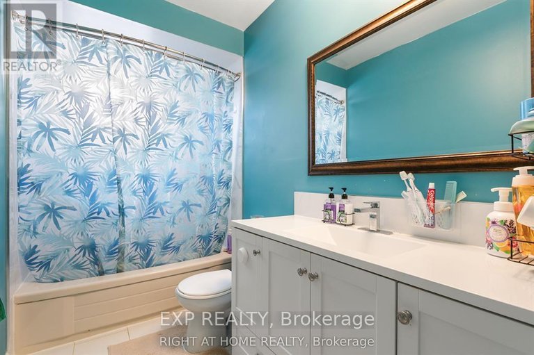 29506603/3142-dumaurier-avenue-e/fairfield-heights/ottawa/ontario/K2B8R1_18