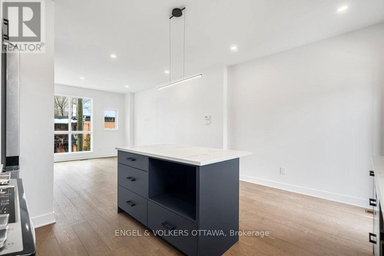 29579176/73-parent-avenue/lower-townbyward-market/ottawa/ontario/K1N0E6_21