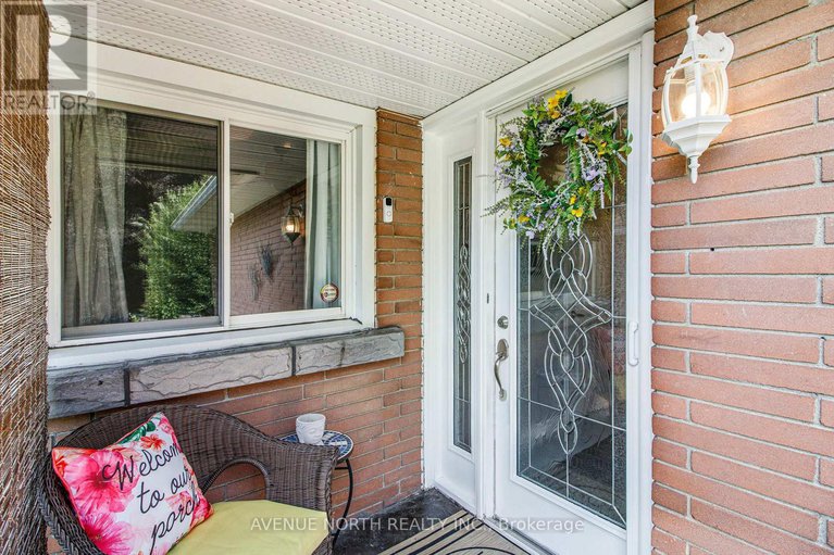 28616382/1228-amesbrooke-drive/copeland-park/ottawa/ontario/K2C2E6_5