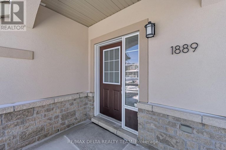 29661185/1889-montmere-avenue/notting-hillsummerside/ottawa/ontario/K4A0E7_2