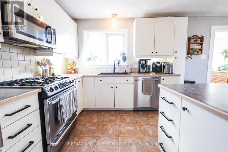 29134297/66-jean-street/alexandria/north-glengarry/ontario/K0C1A0_7