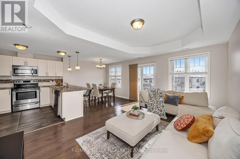 29437612/7-486-via-verona-avenue/longfields/ottawa/ontario/K2J6B3_11