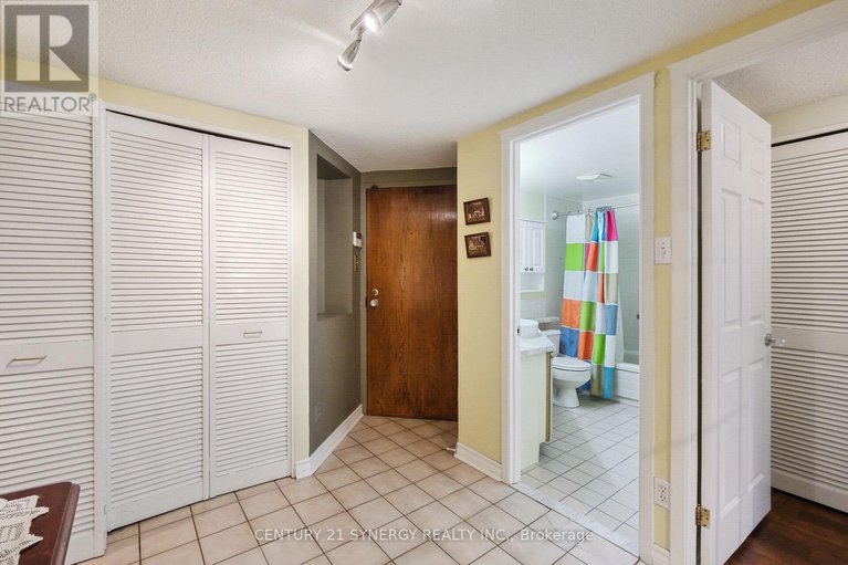 28530021/104-295-gilmour-street/ottawa-centre/ottawa/ontario/K2P0P7_6