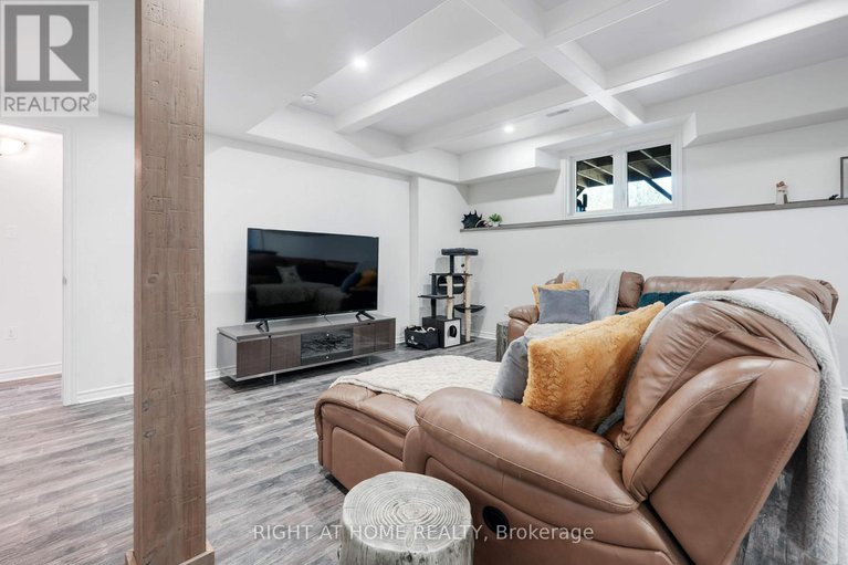 28818573/8833-copeland-road/btwn-franktown-rd-fallowfield-rd/ottawa/ontario/K0A1B0_26