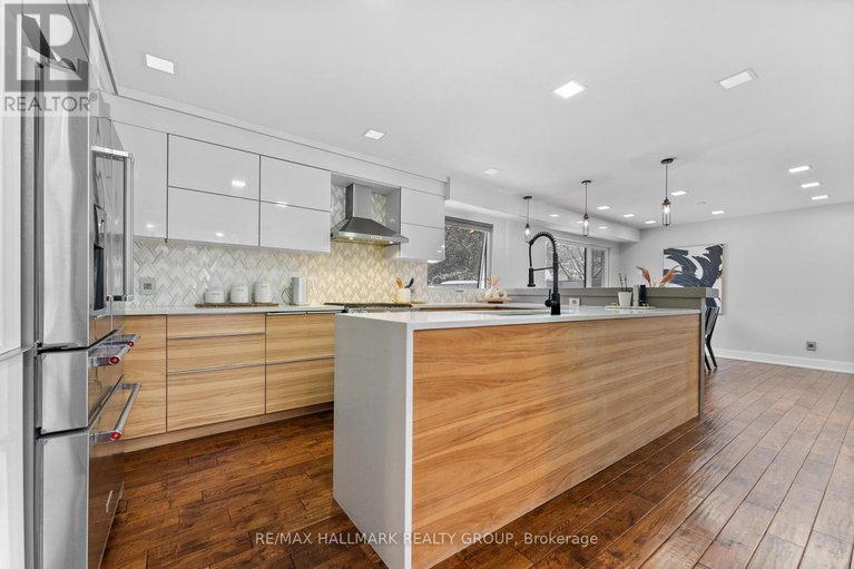 28291758/2-st-remy-drive/pheasant-run/ottawa/ontario/K2J1A3_21