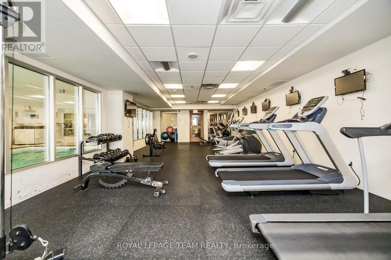 28341978/1809-242-rideau-street/sandy-hill/ottawa/ontario/K1N0B7_27