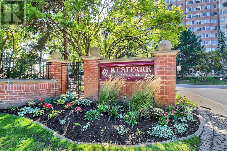 29041204/606-100-grant-carman-drive/borden-farmstewart-farmcarleton-heightsparkwood-hills/ottawa/ontario/K2E8B8_2