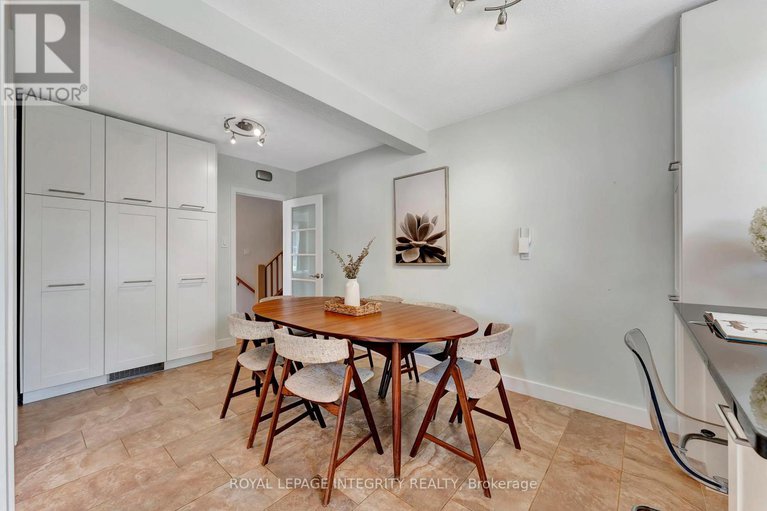 28621220/1150-albany-drive/bel-air-heights/ottawa/ontario/K2C2L3_11