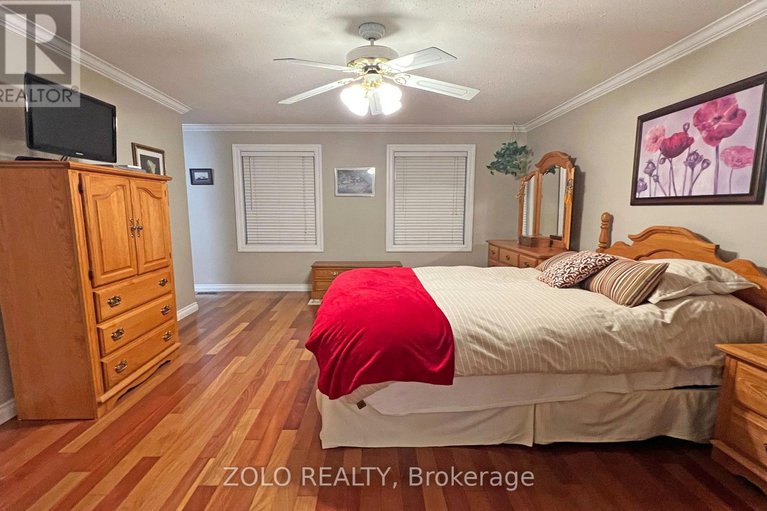 29336515/736-hauteview-crescent/fallingbrookridgemount/ottawa/ontario/K4A2B8_31