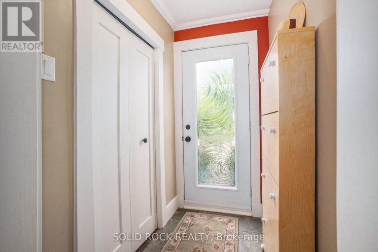 28735074/236-northwestern-avenue/ottawa-westtunneys-pasture/ottawa/ontario/K1Y0M3_4